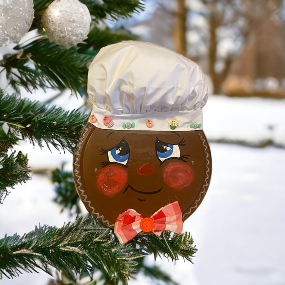 Gingerbread Boy Holiday Decor - Picture 2 of 7